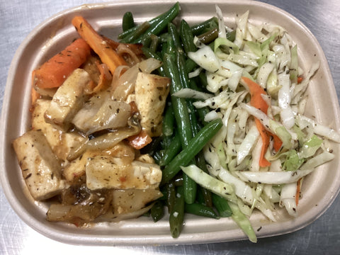Tofu Yassa (Citrus-Caramelized Onion) Sauce with Vegetables